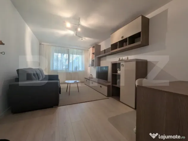 Prima închiriere, apartament central - Oradea (Bihor)
