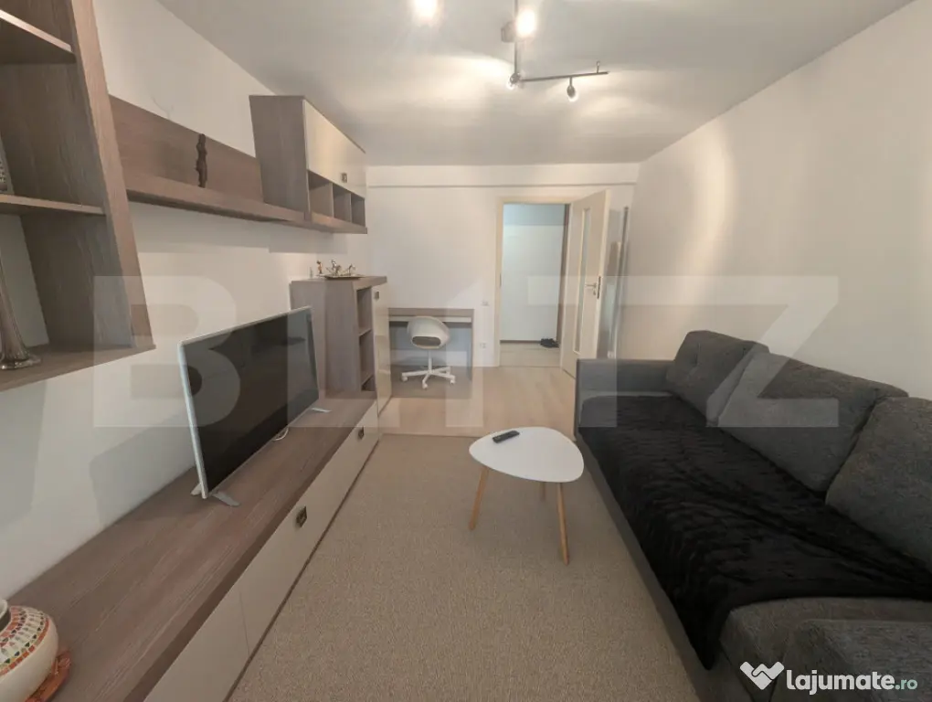 Prima închiriere, apartament central - Oradea (Bihor)