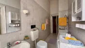 Apartament cu istorie si caracter l 168 mp l Ultracentral l Piata Romana
