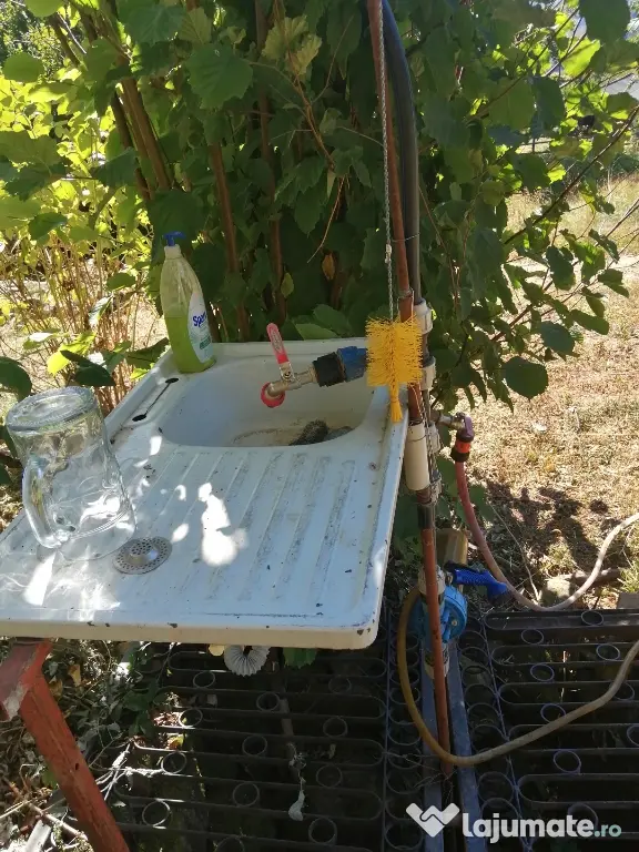 Vând pădure 36 ari cu poieniță în mijlocul ei de 5 ari