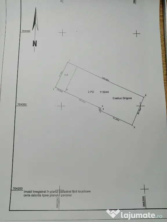 Vând pădure 36 ari cu poieniță în mijlocul ei de 5 ari