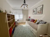 Apartament 3 camere, lux, parcare privată, încălzire în 