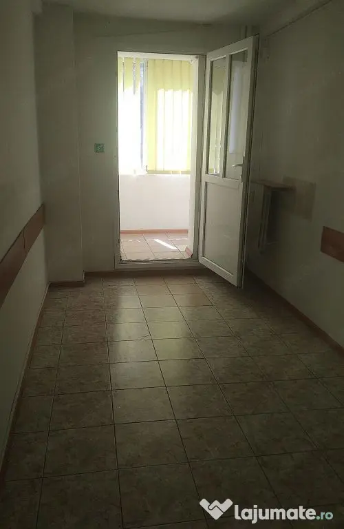 Vanzare apartament parter Bulevardul Ferdinand - Constanta (Constanta)