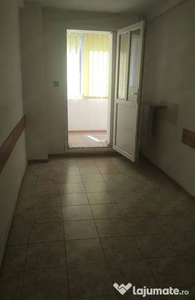 Vanzare apartament parter Bulevardul Ferdinand - Constanta (Constanta)