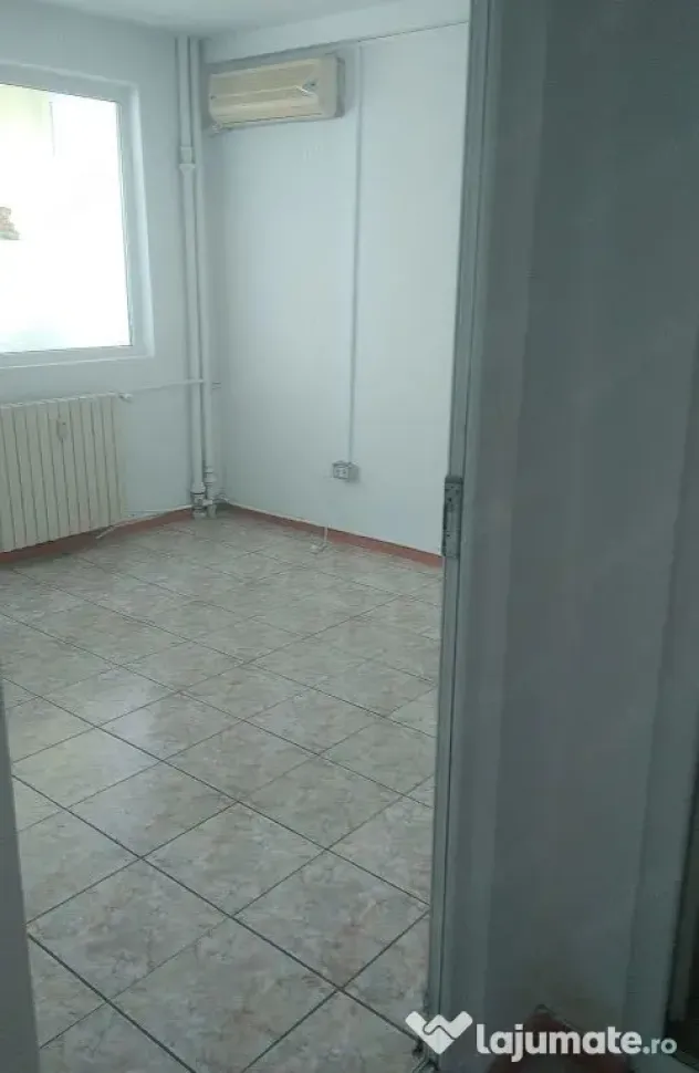 Vanzare apartament parter Bulevardul Ferdinand - Constanta (Constanta)