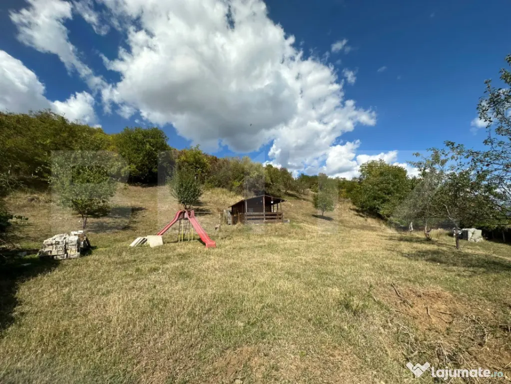 Teren intravilan 2.700 mp | Priveliște panoramică | Viisoa - Bistrita (Bistrita-Nasaud)