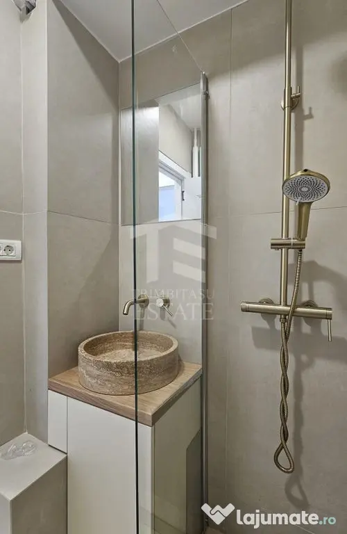 Unirii - Centru - 3 camere - Centrala proprie - mobila la comanda - Bucuresti (Bucuresti-Ilfov)