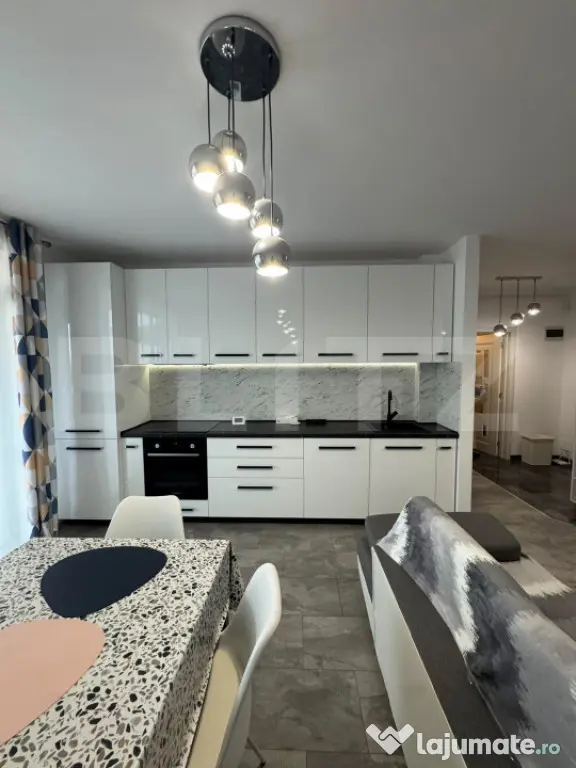 Apartament 2 camere, parcare, petfrliendly, zona Parcul Poli - Floresti (Cluj)