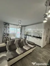 Apartament 2 camere, parcare, petfrliendly, zona Parcul Poli 