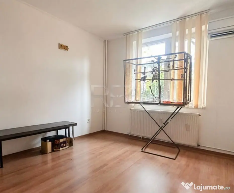 2 camere Tei decomandat, parter, an 1983, 49 mp - Bucuresti (Bucuresti-Ilfov)
