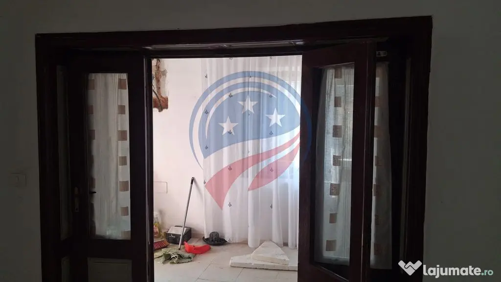Casa 3 camere, teren 736 mp, de vanzare în Bailesti - Bailesti (Dolj)