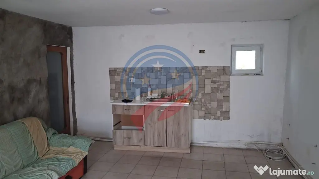Casa 3 camere, teren 736 mp, de vanzare în Bailesti - Bailesti (Dolj)