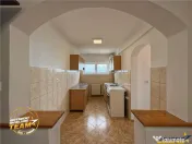 FILM Tur 3D! Apartament cu 2 camere, decomandat, Simeria, Sf 
