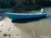 Barcă Lotus (tip laguna) motor Honda