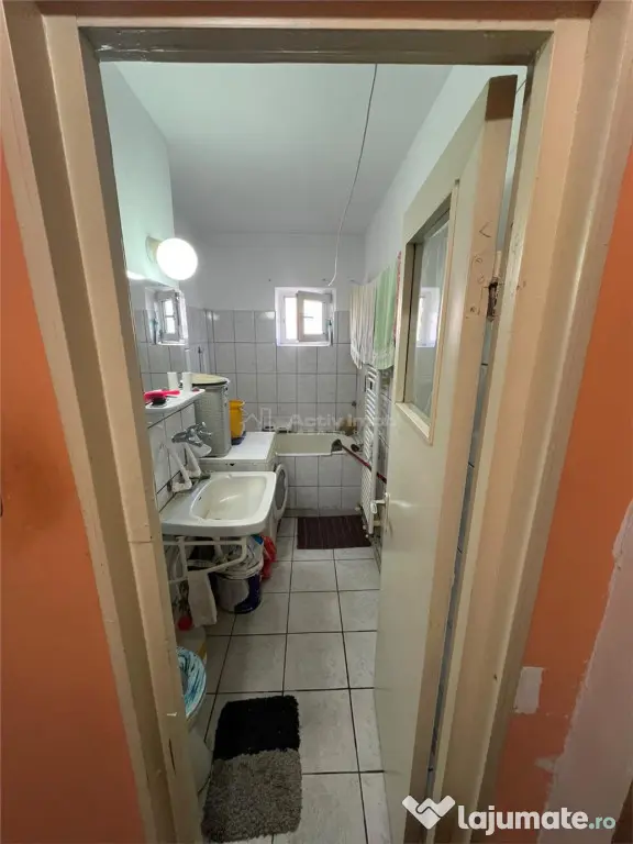 2 camere - Etaj 2 - Zamfirescu - Deva (Hunedoara)