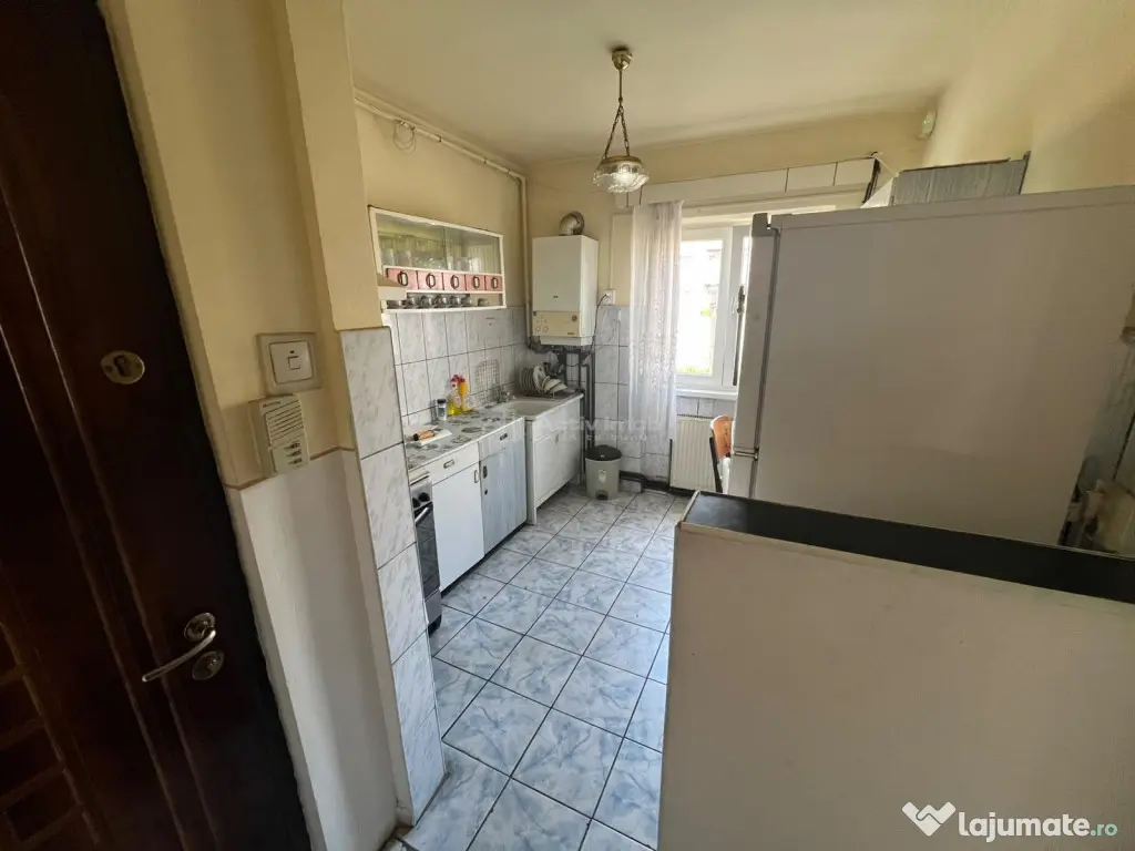 2 camere - Etaj 2 - Zamfirescu - Deva (Hunedoara)