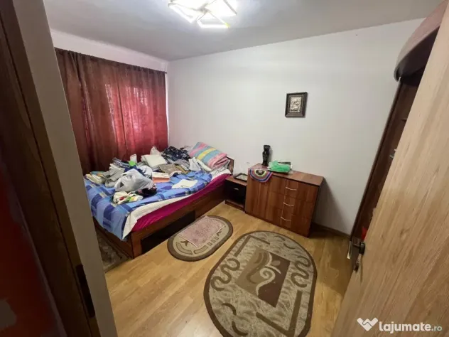 2 camere - Etaj 2 - Zamfirescu - Deva (Hunedoara)