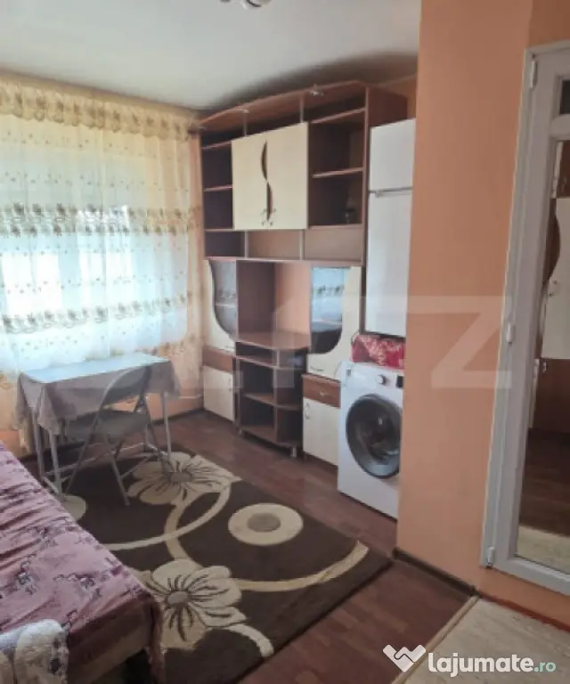Camera de camin, 17 mp, zona Bularga - etaj 3 - Scara Curata - Iasi (Iasi)