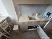Apartament 3 camere, semidecomandat, zona Parcul Central 