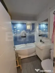 Apartament 3 camere, semidecomandat, zona Parcul Central 