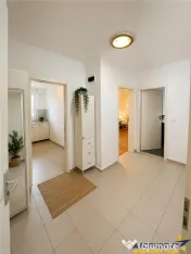 Apartament 2 camere, decomandat, etaj1, mobilat, Bartolomeu, 