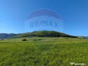 Teren de poveste în Gura Râului, zona Stejeret 