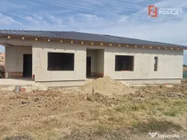 Duplex nou de vanzare cu 3 camere si teren de 300 mp, zona B