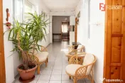 Casa individuala cu 4 camere, garaj si teren de 694 mp, zona 