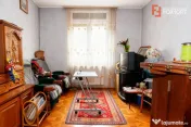 Casa individuala cu 4 camere, garaj si teren de 694 mp, zona 