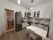 Apartament 3 camere, 90 mp, Ultracentral, Parcare inclusă, 
