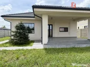 Casa individuala superba cu 4 camere, in Sanandrei 