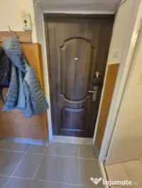 Vind apartament cu 1 camera zona piata Cug 31 mp 47,000euro negociabil oras Iasi 