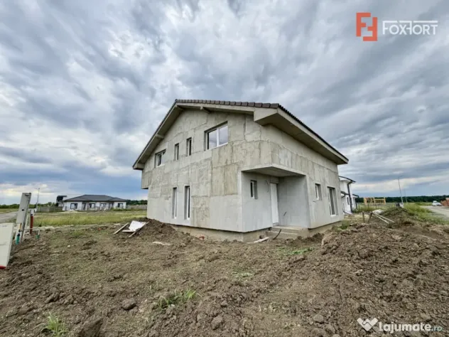 Duplex la cheie cu 3 camere, toate utilitatile - in Mosnita - Mosnita Veche (Timis)