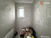 Duplex la cheie cu 3 camere, toate utilitatile - in Mosnita 