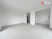Duplex la cheie cu 3 camere, toate utilitatile - in Mosnita 