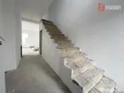 Duplex la cheie cu 3 camere, toate utilitatile - in Mosnita 