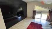 Apartament la curte comuna cu intrare separata, zona Dambovi