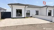 Duplex cu 4 camere - Toate utilitatile + Asfalt - Mosnita No 