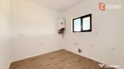 Duplex cu 4 camere - Toate utilitatile + Asfalt - Mosnita No 
