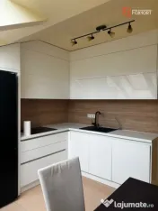 Apartament de vanzare 3 camere decomandat, Dumbravita 