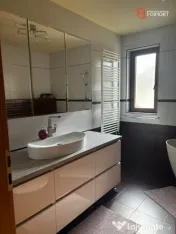 Apartament de vanzare 3 camere decomandat, Dumbravita 