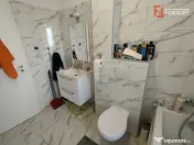 Apartament cu 4 camere mobilat si utilat, la intrare in Giro 