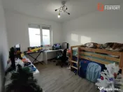 Apartament cu 4 camere mobilat si utilat, la intrare in Giro 