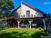 Casa cu 2 apartamente si inchiriere Air BNB - Timisoara, Sin