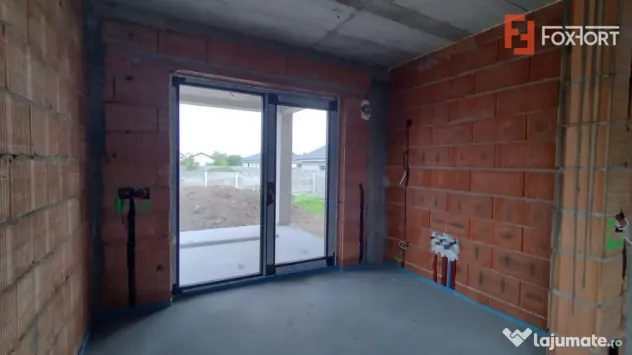 Duplex 4 camere, Sacalaz - Asfalt, toate utilitatiile - Sacalaz (Timis)