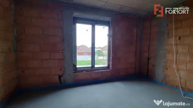 Duplex 4 camere, Sacalaz - Asfalt, toate utilitatiile - Sacalaz (Timis)