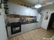Apartament cu 2 camere decomandat, cladire istorica - Sinaia