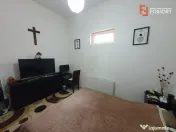 Apartament cu 2 camere decomandat, cladire istorica - Sinaia