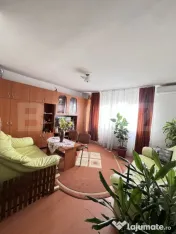 Apartament 3 camere, 65 mp, zona materna 
