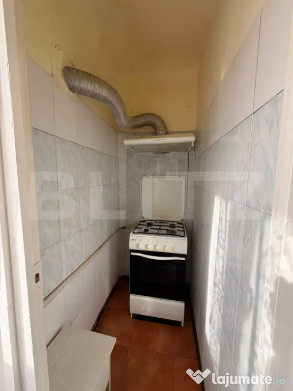 Garsonieră decomandată, 36,65 mp, Valea Roșie Zona Henri - Craiova (Dolj)